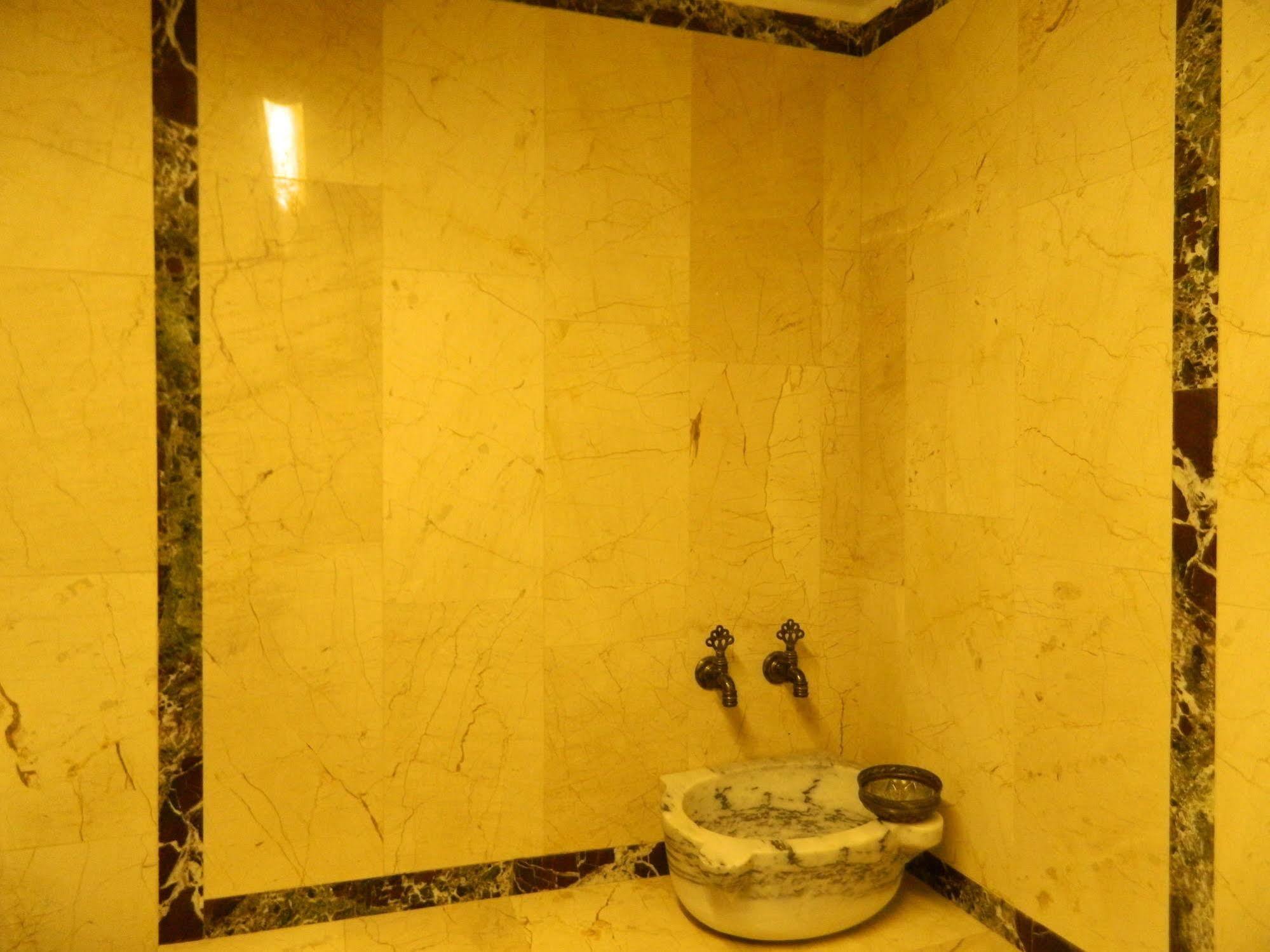 Apricot Hotel Istanbul Exterior foto